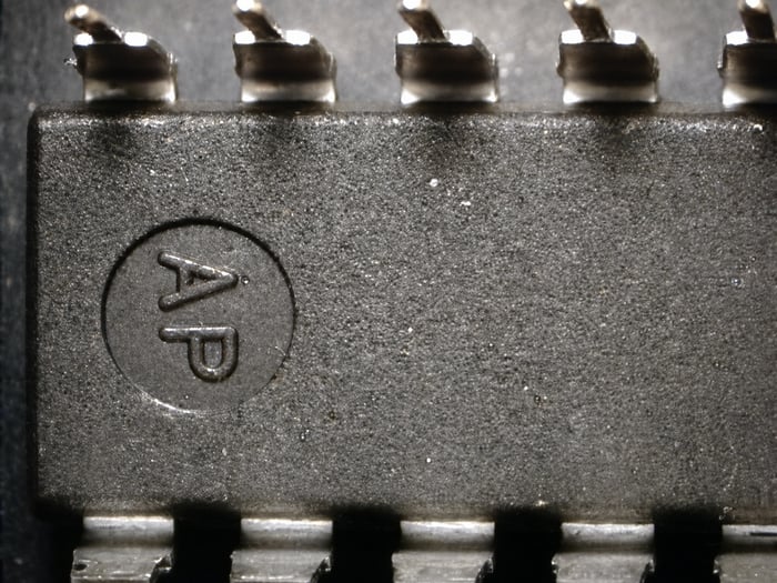 Counterfeit DAC1006LCN indent marked AP
